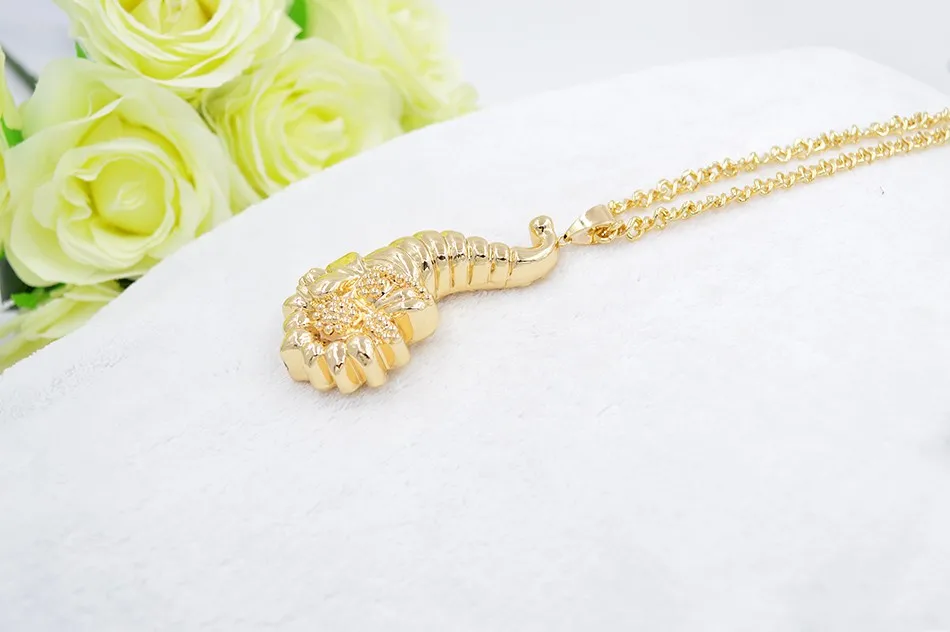 pendant0004 (1)