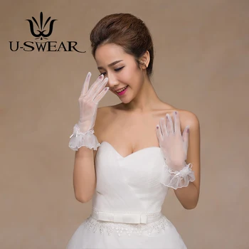 

New Arrival Women Wedding Gloves White Mesh Sheer Soft Flower Appliqued Wrist Length Wedding Accessories
