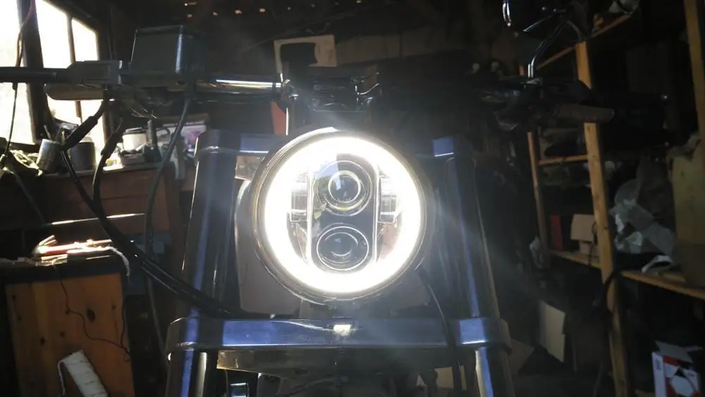 Chrome 5.75 LED Daymaker Headlight for Harley Sportster XL 883 1200 Dyna E9
