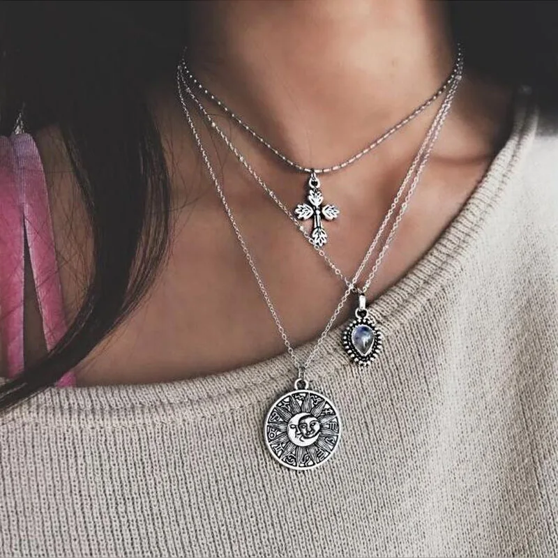

2019 New Trendy Womens Pendant Necklaces Multi-storey Metal plating Necklace Woman Fashion Casual Girl Lady torque Free Shipping