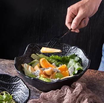 

Trending Products 2019 Creative 7 Inch / 9 Inch Salad Bowl Black Ceramic Bowls Soup Bowl Coconut Bowls For Tableware