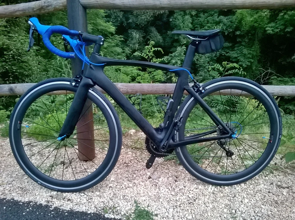 Clearance Ultegra 6800 groupset 700C Carbon Fiber Complete Bicycle Aero Cycling BICICLETTA complete racing Road Bike 7.9kg 3 Clearance Ultegra 6800 groupset 700C Carbon Fiber Complete Bicycle Aero Cycling BICICLETTA complete racing Road Bike 7.9kg 3