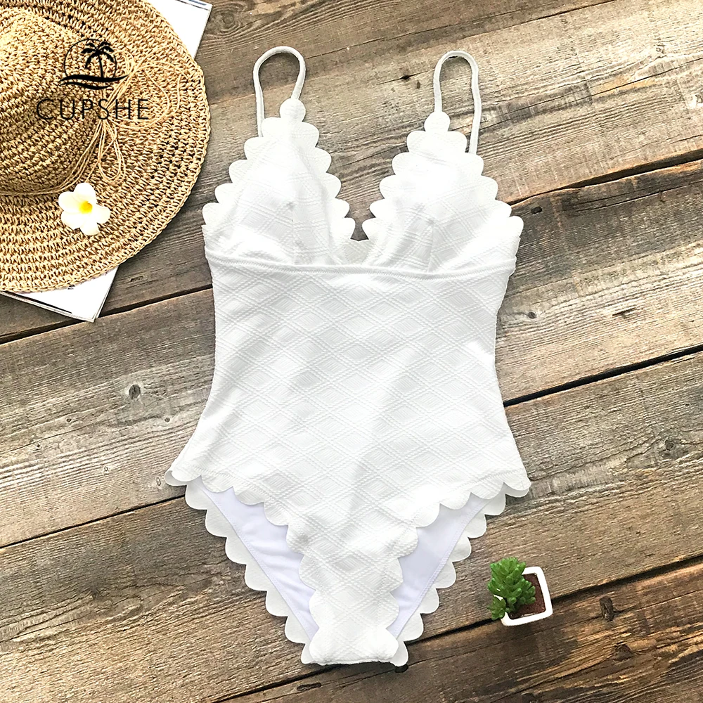 Preise CUPSHE Weiß Einteiliges Scalloped Badeanzug Frauen Feste Gebunden Monokini Badeanzüge 2020 Mädchen Sexy Bademode