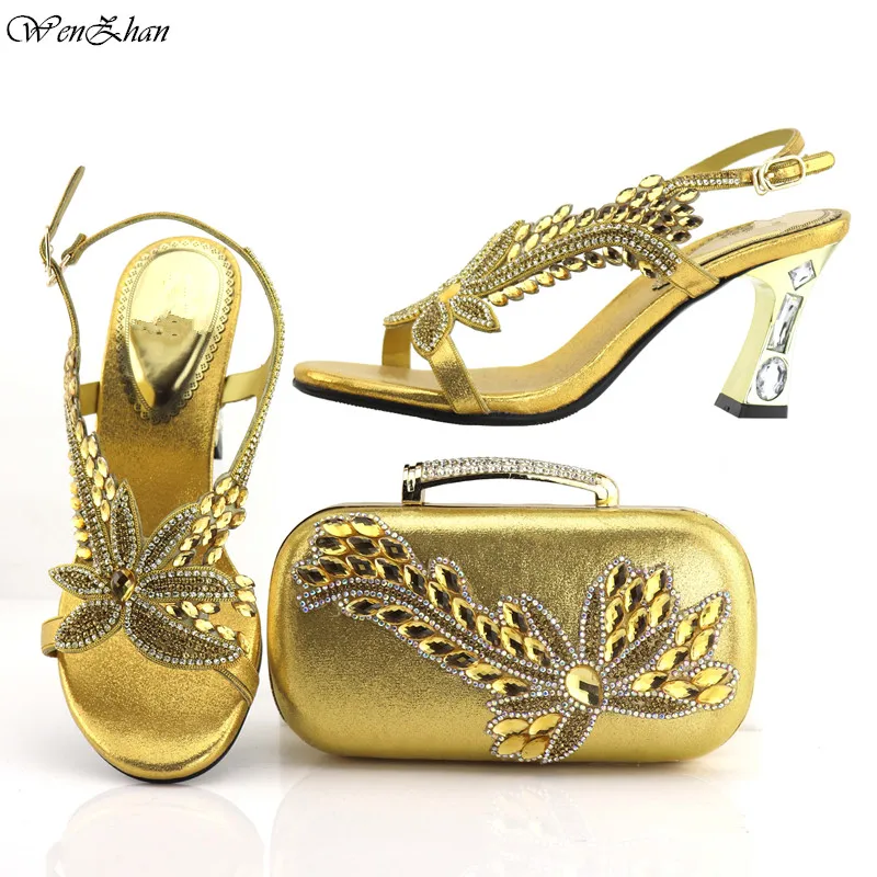 

Beautiful gold Italian Shoes With Matching Bags African Women Shoes and Bags Set For Prom Party Summer Sandal! WENZHAN B93-1