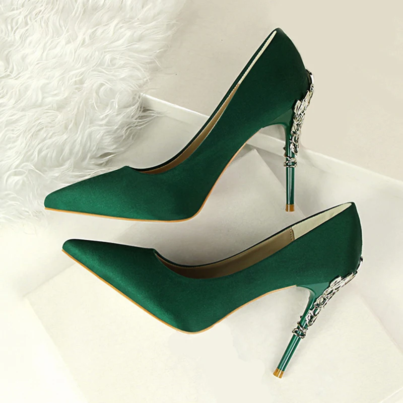 

Strange Heel Elegant Wedding Pumps High Heels Women Sexy Pointed Toe Women Pumps Fashion Office Women Shoes Party Shoes SWB0015