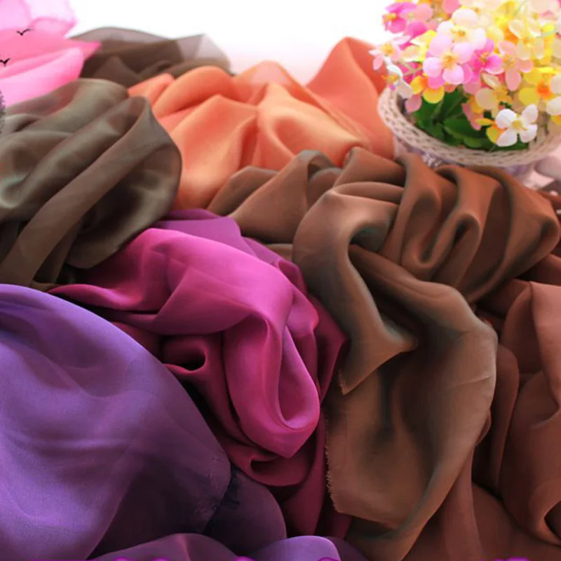 

2019 Fashionable Woven Soft Smooth Bi-color Chiffon Fabric for Cosplay