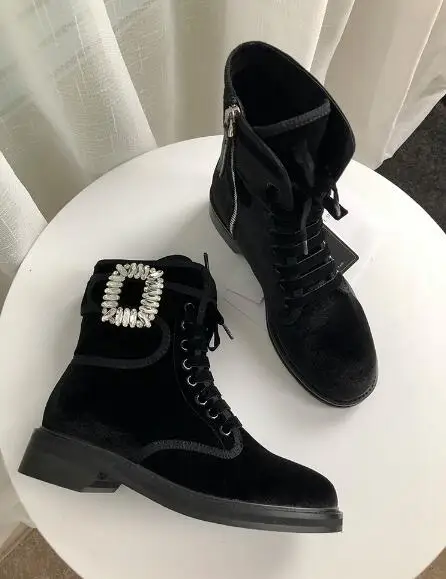 Черные ботинки martin замшевые телячьей кожи; ботильоны на шнуровке мотоботы женская обувь на осень и зиму