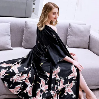 

Wedding Gift Sexy Women Robes Bride Bridesmaid Dressing Gown Print Nightwear Home Dress Satin Sleepwear Kimono Bathrobe M-XXL