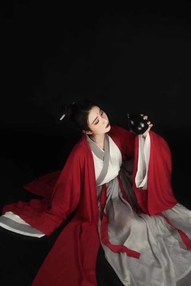 Women Hanfu Chinese Folk Dance Vintage Costume Elegant Improved Hanfu Suit Han Dynasty Swordsman Cosplay Costume Outfit