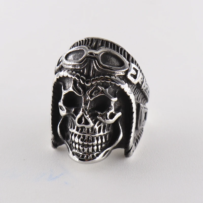 pilot skull rings (2)