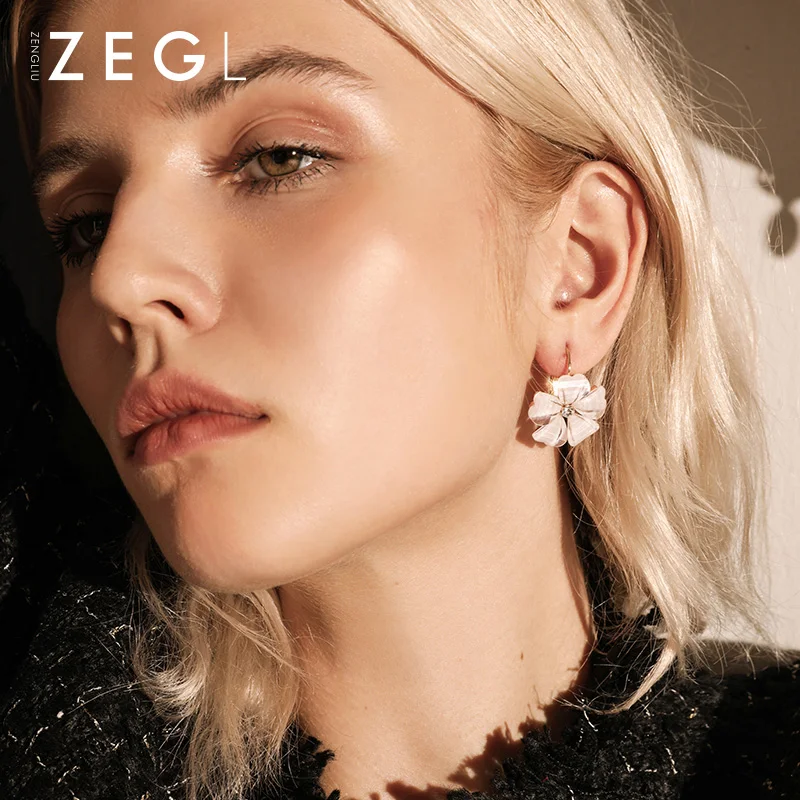 

ZEGL vintage white flower earrings fashion temperament petals earrings for women personalized earrings