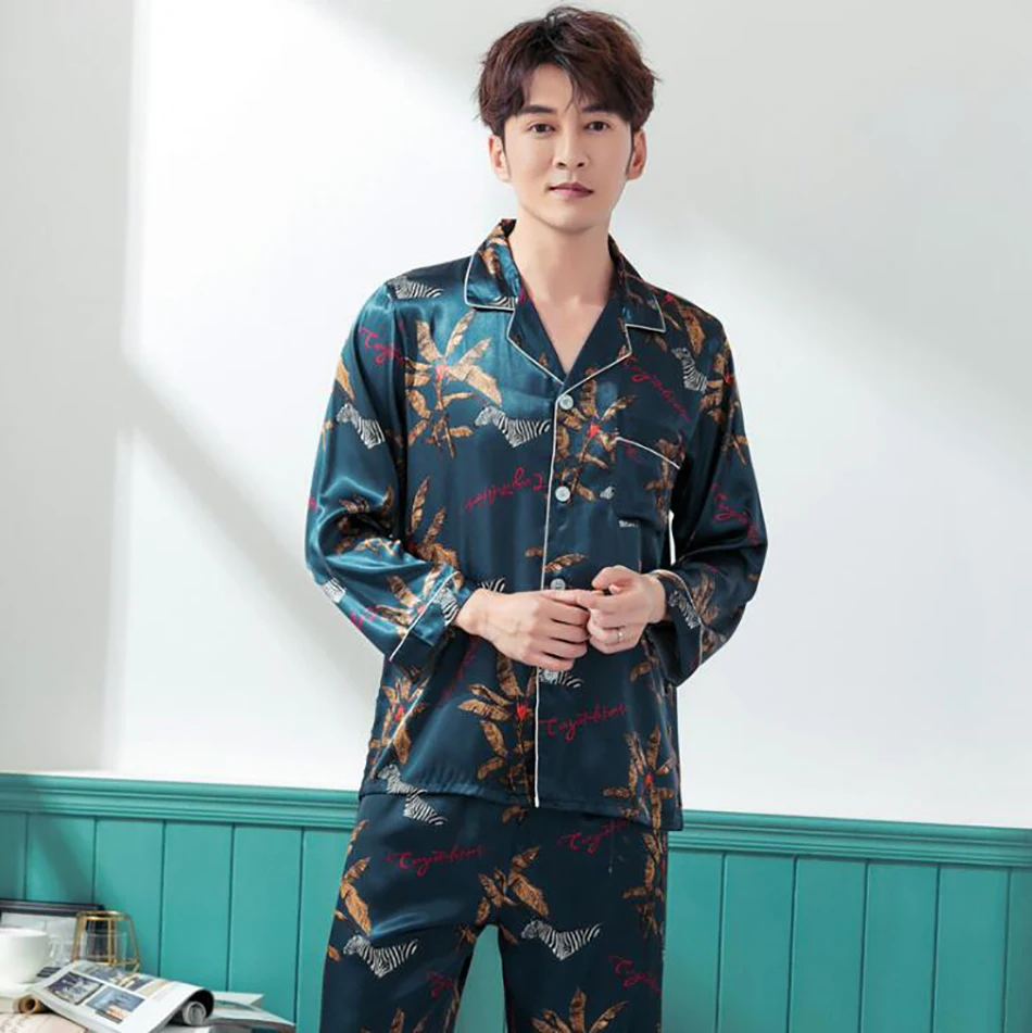 

2019 New Satin Sleepwear for Men Women Faux Silk Pajamas Comfortable Sleepwear Pyjamas Set For Couples Sexy Nightwear