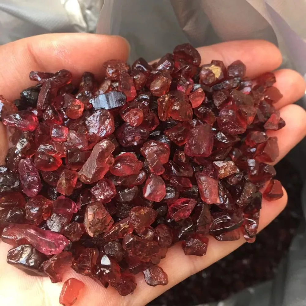 1pcs 40-50g Natural RED Garnet Crystal gemstone rough stone mineral specimen
