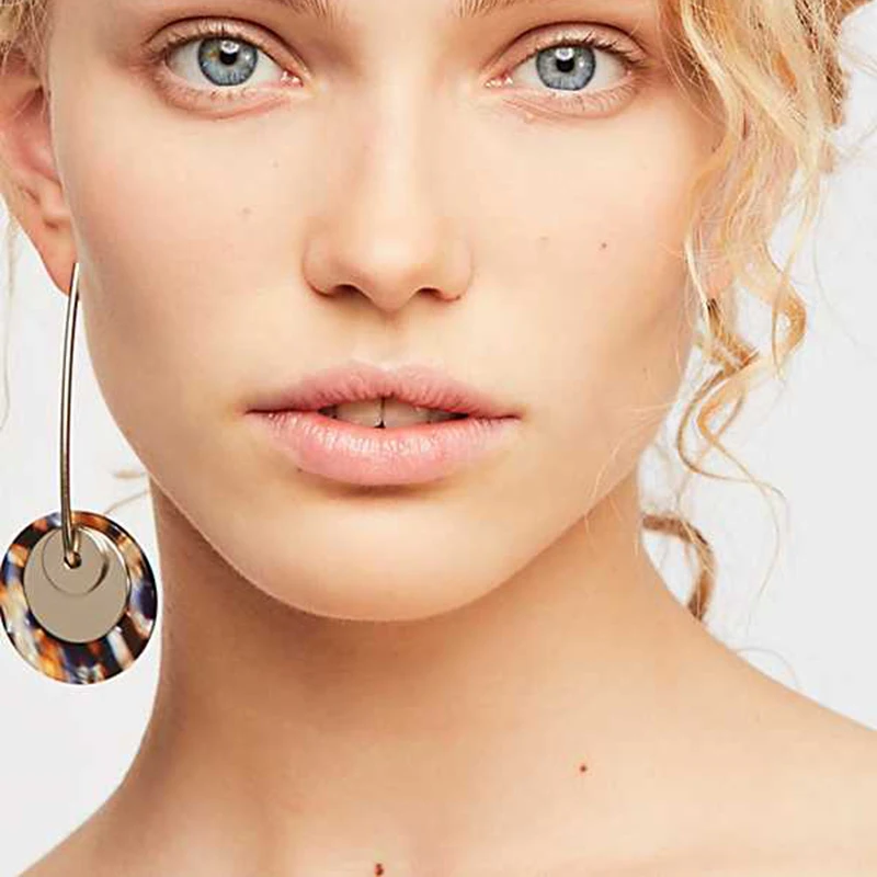Hot Sale Vintage Geometric Metal Long Drop Earrings For Women Attractive Acrylic Round Pendant Dangles Earrings Party Jewelry