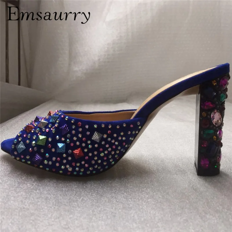 

Newest 2019 Colorful Crystal Rivet Slippers Women Rhinestone Chunky Heel Sexy Peep Toe Diamond Outwear Mules For Woman