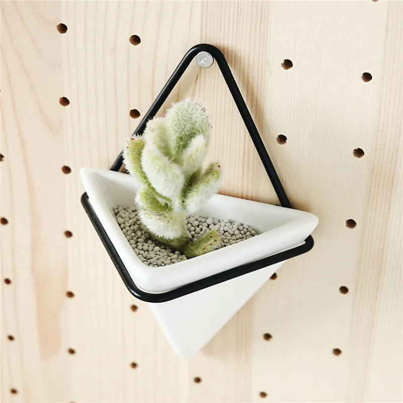 

Nordic Succulent Plant Wall Mounted Flowerpot Container Iron Triangular Vase Simple Ceramic Self Water-Absorbing Planter Set