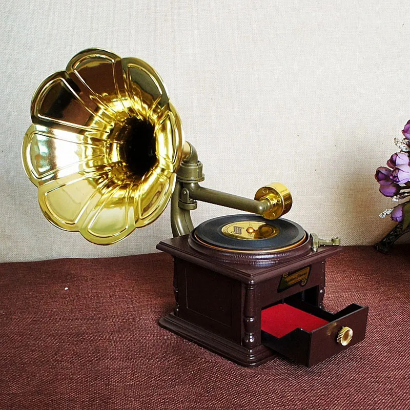

Creative Crafts Retro Phonograph Props Music Box with Drawer Gold Trumpet Horn Music Box For Girlfriend Valentine's Day Gifts