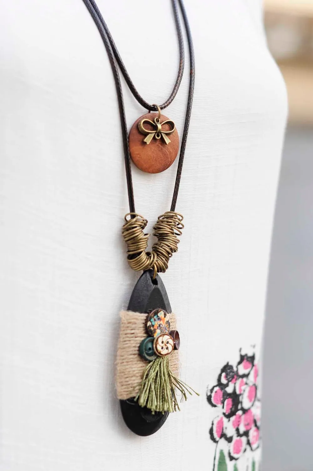 Новое поступление года Винтажные Колье женщина ожерелье Модные украшения деревянный кулон ожерелье для женщин ожерелье Mujer Kolye