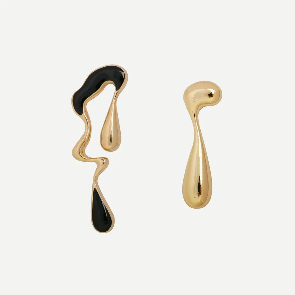 

2018 Trendy Fashion Earrings Black Metal Earrings Melt Water Droplets Popular Ear Studs Geometric for Women Bohemian Earring