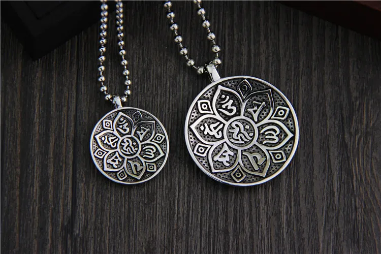 silver-om-pendant001e