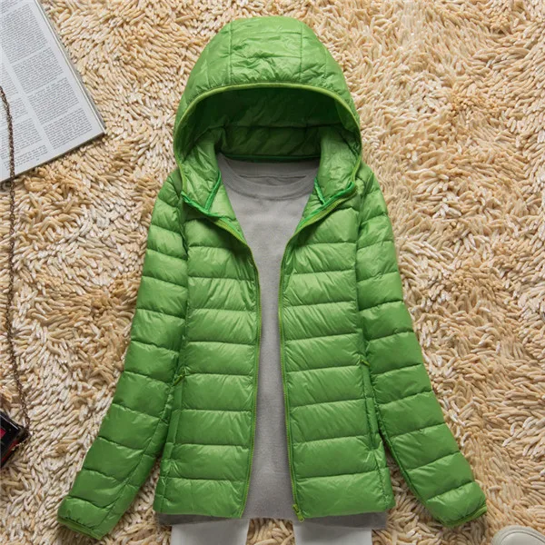 Женский ультра легкий пуховик, Осень-зима, белый утиный пух, парки, теплое тонкое пальто для девушек размера плюс, верхняя одежда с капюшоном RH432 - Цвет: Зеленый
