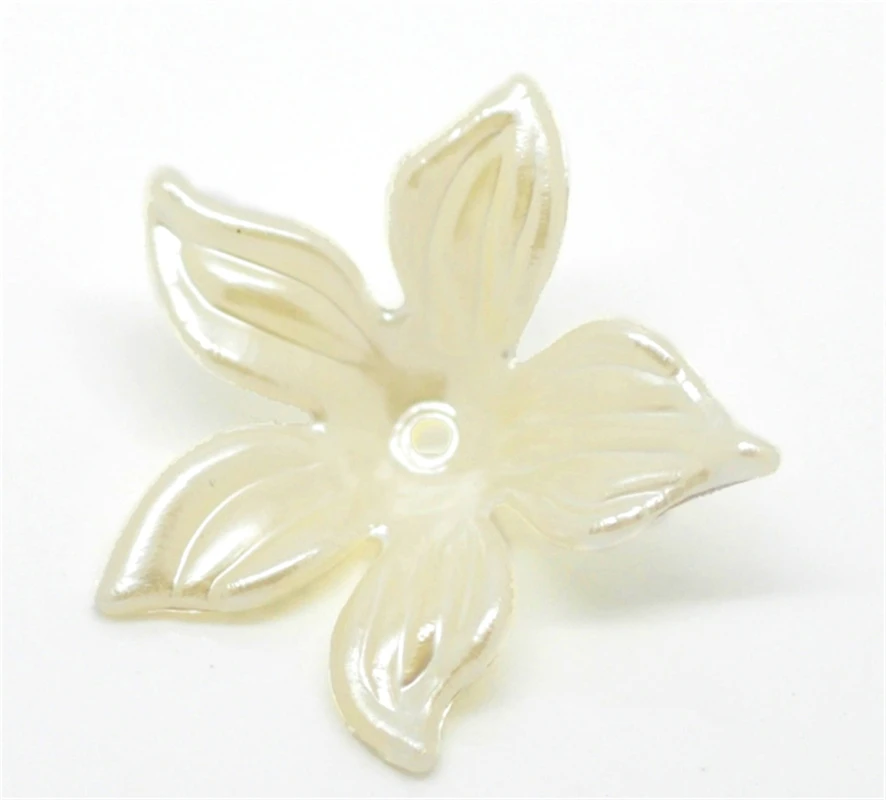 

DoreenBeads 100PCs Beige Flower Acrylic Spacer Beads 28mm(1 1/8").(B19673), yiwu