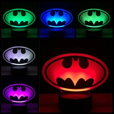 Новинка, маска Бэтмена, 3D светодиодный светильник, ночник, многоцветный, RGB Лампочка, светильник, декоративный подарок, мультяшная фигурка, USB игрушки, светильник - Испускаемый цвет: 2