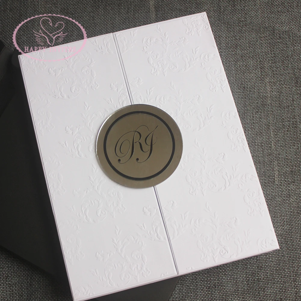 HI4077-10 Elegant White HardCover Box Invitation with Silver Mirror Invitation Acrylic Invitation with Black & White Printing Made in China