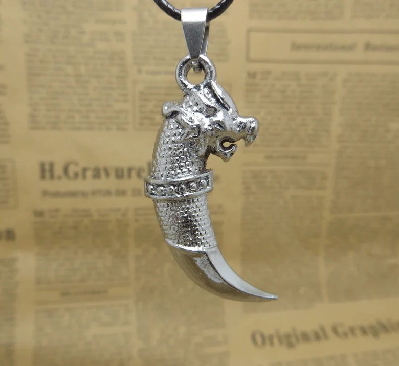 Wolf Head Angelica Fashion Casual Sporty Men Necklace Wolf Teeth Fang Beast Pendant men Pendant Necklaces Wolf Head Angelica Fashion Casual Sporty Men Necklace Wolf Teeth Fang Beast Pendant men Pendant Necklaces