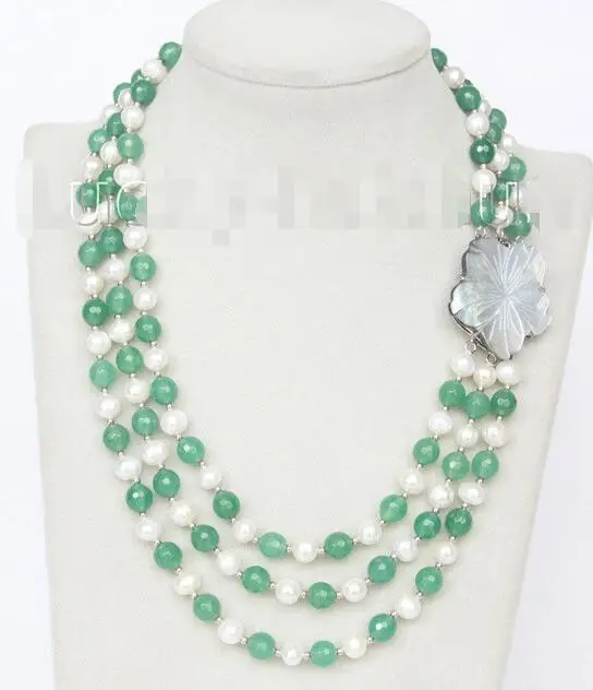 

Free Shipping>> new hot 17" 8mm 3row round white freshwater pearls green jade necklace j10322