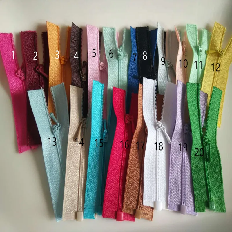 0# doll zippers