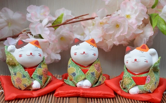 3 шт. фигурки счастливого кота японское кимоно Maneki Neko гипсовые украшения животные котенок миниатюры украшение дома бизнес подарок - Цвет: I