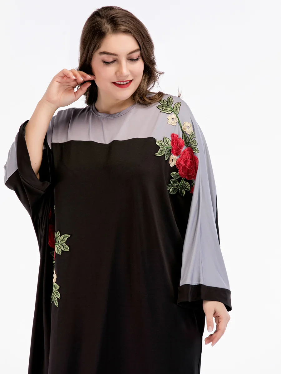 Черный Moslim Abayas Для женщин Дубай Костюмы цветы вышивка 2018 длинное платье Кафтан