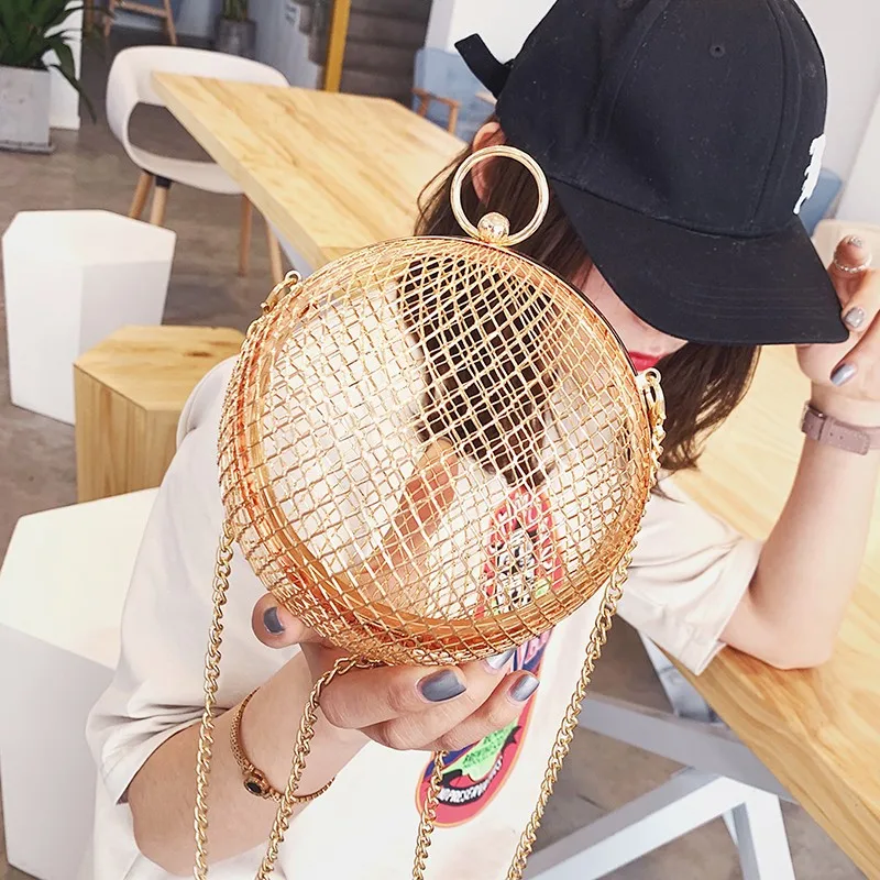 

2019 evening bag small wallet chain shoulder Bolsos Mujer unique hollow iron ladies handbag red shoulder bag spherical