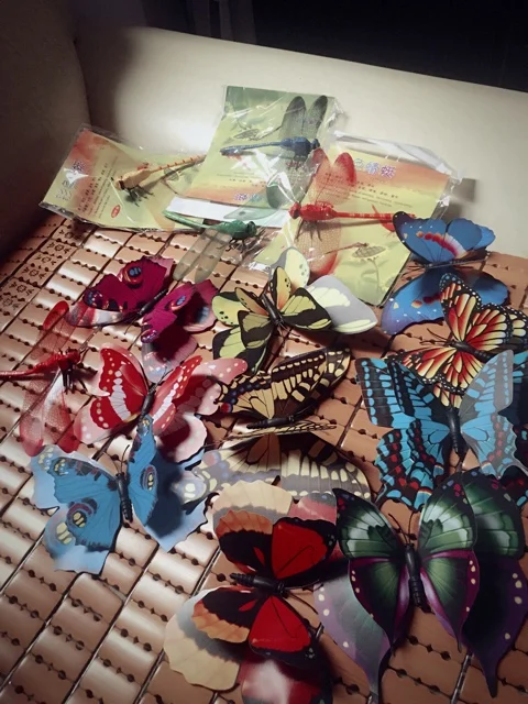

10pcs Large artificial dragonfly double layer butterfly pin a variety of color exquisite curtain accessories the decoration