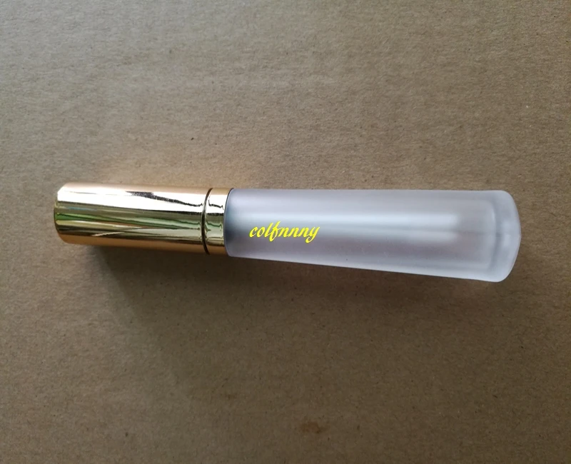 

100pcs/lot 5ML Matte Lip gloss tube Empty Gold cap 5g Triangle Lip gloss bottle container makeup lip oil container C53142