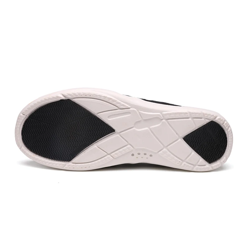 Big Size:39-46 Men's Canvas Shoes Breathable Outdoor Casual Shoes Men Black Comfortable Slip-on Loafers Lazy Driving Shoes