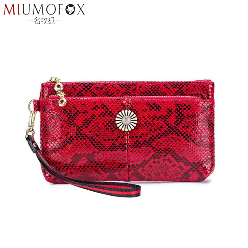

Stylish Serpentine Handbag for Ladies Genuine Leather Zipper Large Capacity Phone Clutch Purse Women Brand Designer Day Clutches