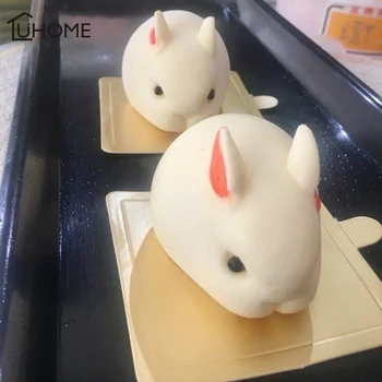

6 Holes 3D Cartoon Easter Bunny Soap Molds Rabbit Mousse Mold Ice Cream Candle Chocolate Candy Fondant Cake Decorating Tools