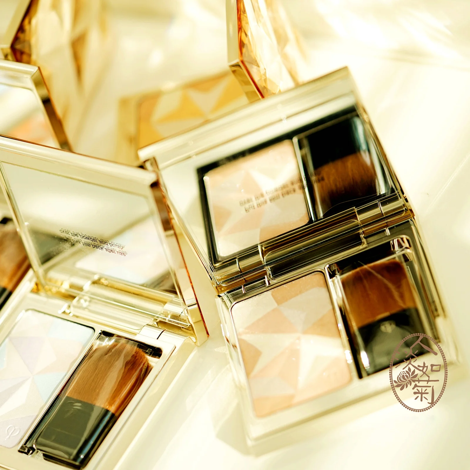 Новинка 2019 светящийся усилитель лица CPB Cle de Skin Beaute No. 11/14 пастельный