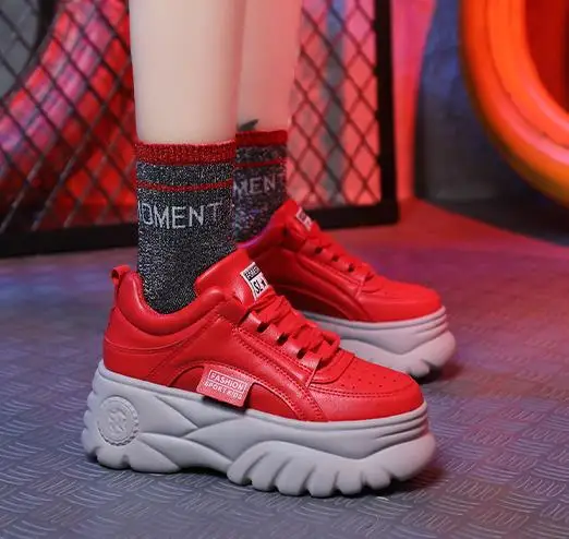 New Women casual shoes Thick bottom Sneakers Fashion Vulcanize Shoes Woman Leather Platform Shoes Women Chaussure Femme