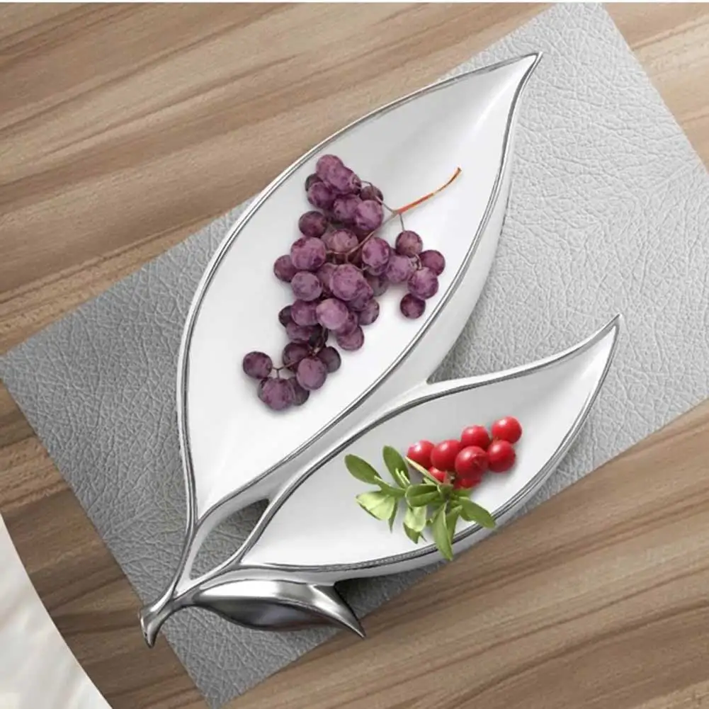 

Ceramic Fruits Plate Double Leaves Shaped Coffee Table Nuts Fruit Plate Home Decor Ornament Fruttiera a doppia foglia RT99