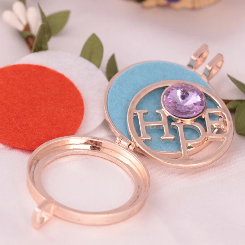 237051_no-logo_237051-3-18