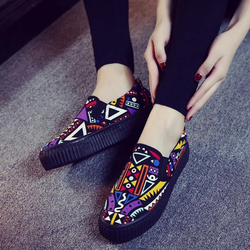 Повседневные весенние парусиновые резиновые слипоны с граффити Zapatos женские
