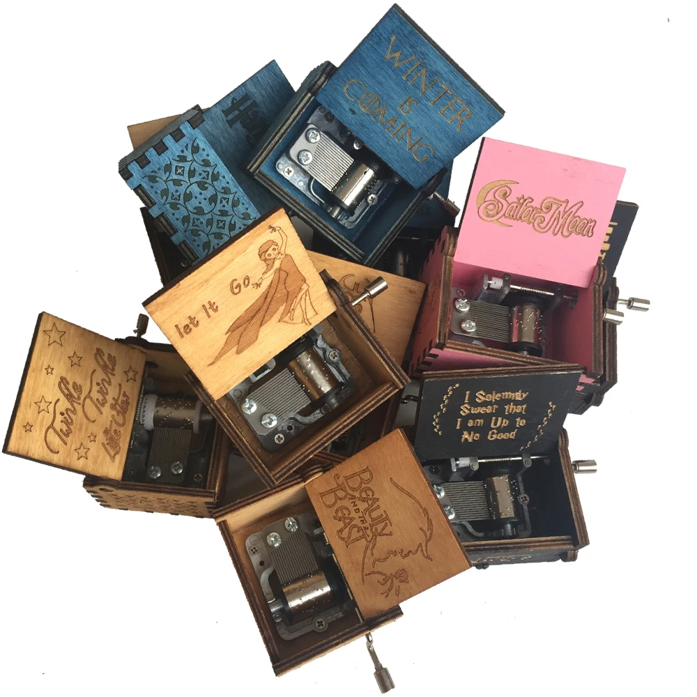 

Game of Thrones Theme Music box Creative Antique carved wooden Musical Boxes Hand operated Type Caixa De Musica drop shipping