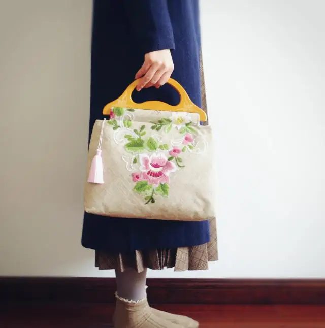 LilyHood 2018 زهرة يدوية الصنع التطريز حقيبة كتف خمر ريترو شيك الجوت الفيكتوري ريفي Dirndl الأعلى مقبض Crossbody حقيبة