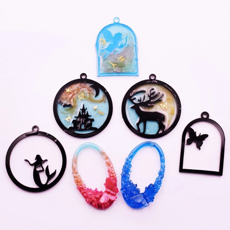 

Christmas Elk Jewelry Frame Animals Pendant Resin Silicone Mold Jewelry Making