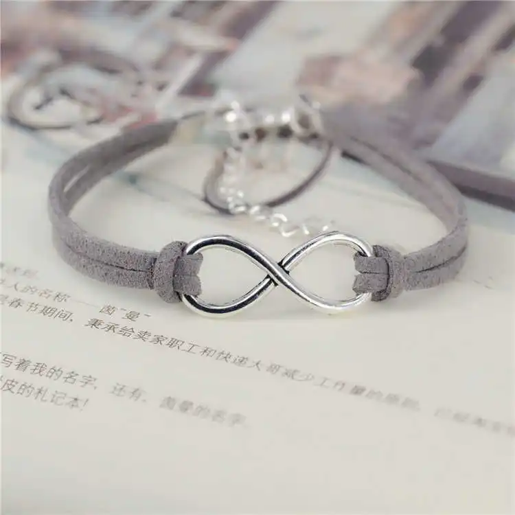 Знать бесконечности оберег. Бесконечность 15. Бесконечность 15. Значок бесконечности. Знак бесконечности на черном фоне.