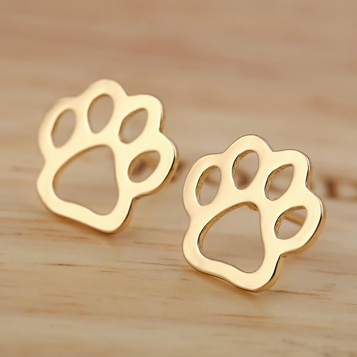 1 Pair Chic Hollow Paw Print Ear Stud Earring Cute Cat Dog Earring pendientes mujer moda  For Womens Jewelry Shellhard