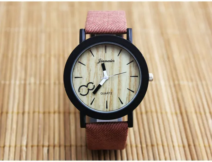 

Superior New Wood Grain Watches Fashion Quartz Watch Wristwatch Gift for Women children